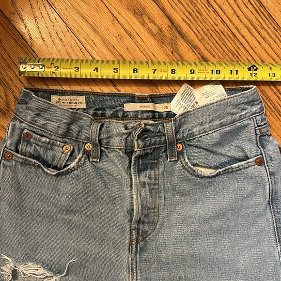 Levi’s Wedgie Jeans Size 25 - preowned - Picture 9 of 11
